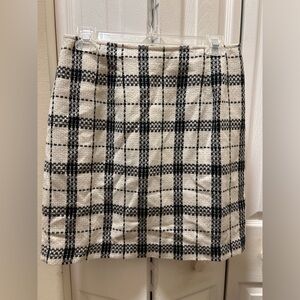 🖤🤍 Black & Ivory Plaid Wool Blend Mini Skirt – Size 12